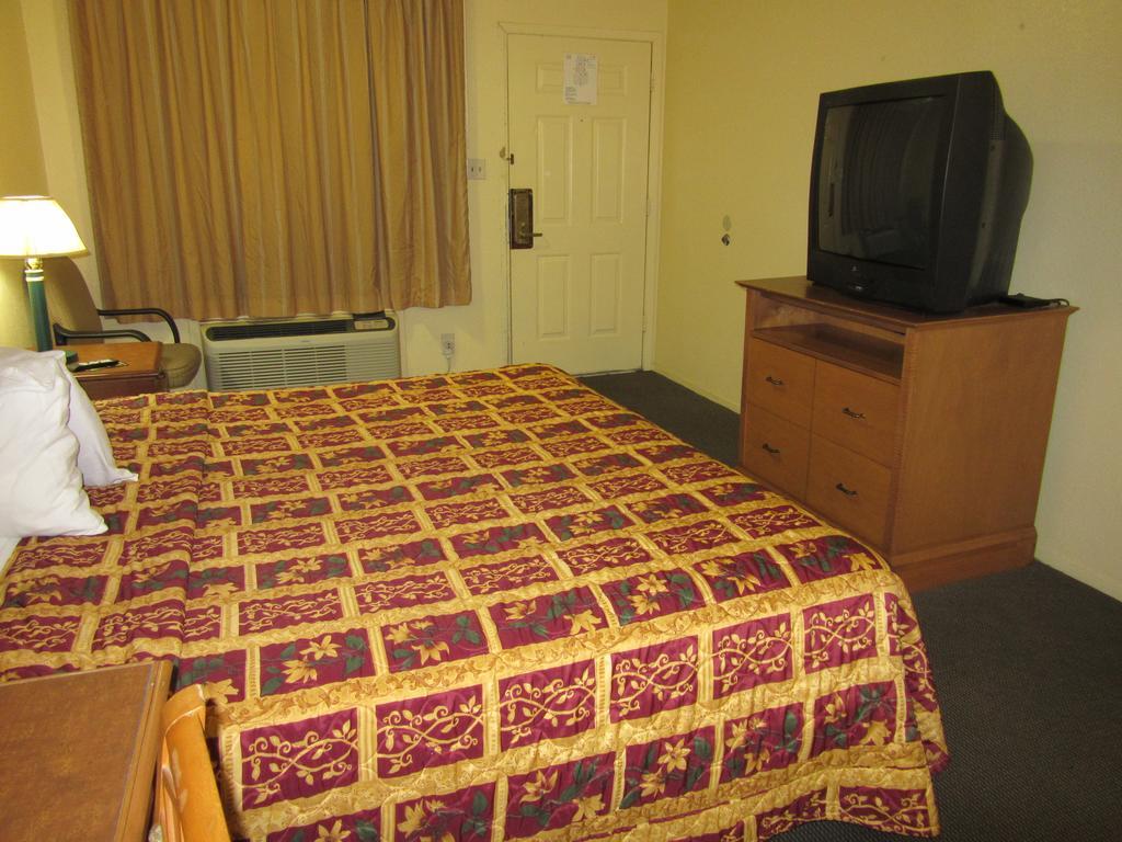 Deluxe Inn Irving Pokoj fotografie