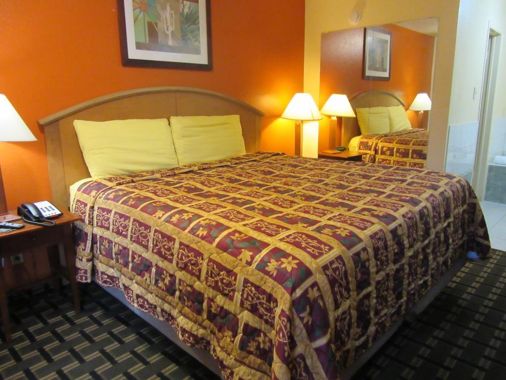 Deluxe Inn Irving Exteriér fotografie